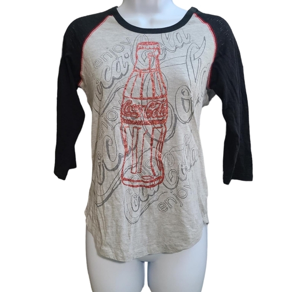 COCA COLA graohic tee Junior size 7/9 - Picture 1 of 6